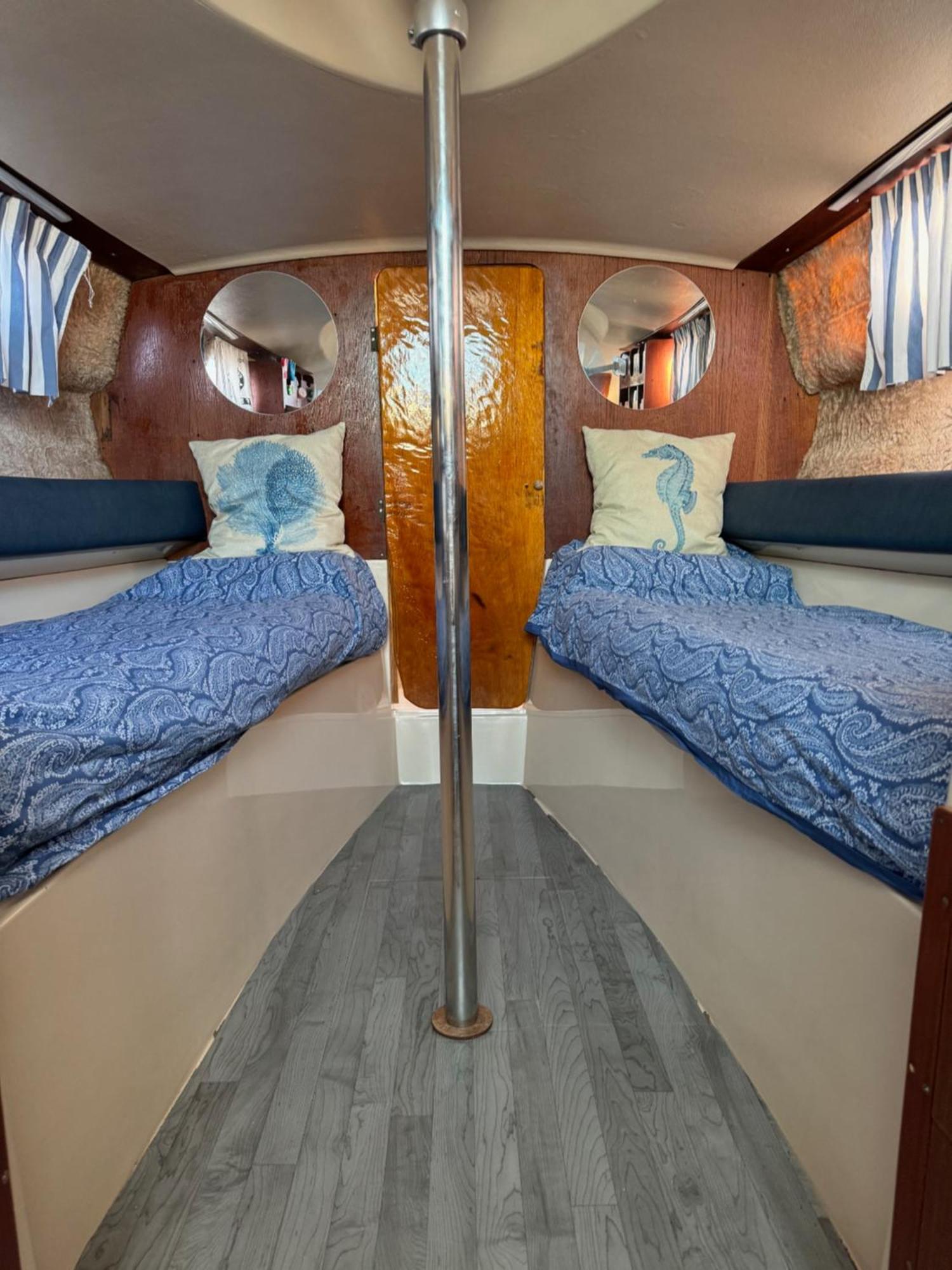 Experience Fantastique De Dormir Berce Par La Mer Pres De Barcelone Castelldefels Ngoại thất bức ảnh